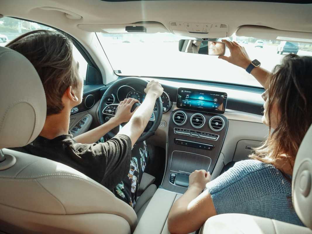 Augmented Dashboards Creating Immersive Driving Experiences